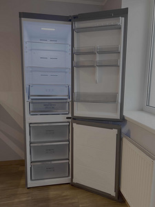 Müüa külmkapp Samsung RB41R7817B1/EF, värv Black Matte (3 foto / 7)