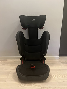 Britax Römer Kidfix III M laste turvatool (2 foto / 6)