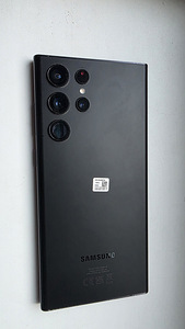 Samsung Galaxy S22 Ultra 5G 128GB (2 foto / 3)