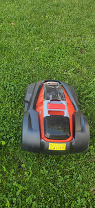 Робот газонокосилка villybot 1.1 (1 фото из 3)