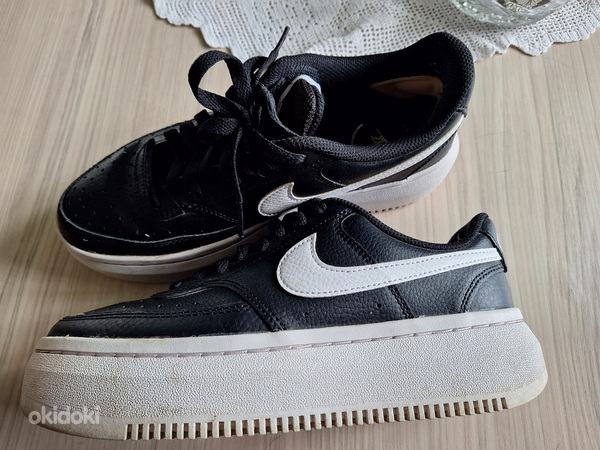Кроссовки Nike размер 39 (фото #1)