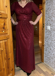 Uus ilus pidulik kleit XL/XXL (1 foto / 4)