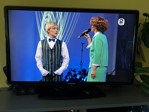 Philips 42 tolline (107 cm) LCD teler (2 foto / 4)