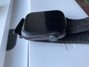 Apple Watch Series 6 + спортивная петля