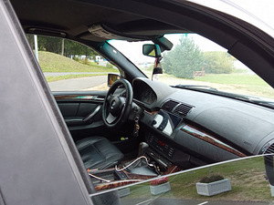 BMW x5 160kw 2004 (1 foto / 11)