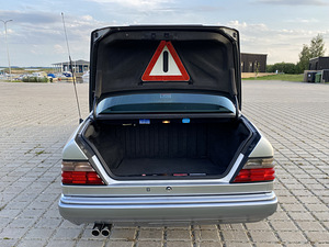 Mercedes-benz E220 W124 1994 (4 foto / 9)