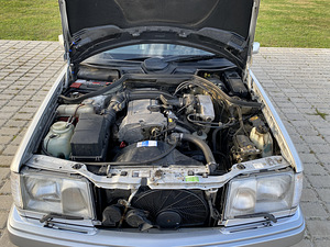 Mercedes-benz E220 W124 1994 (5 foto / 9)