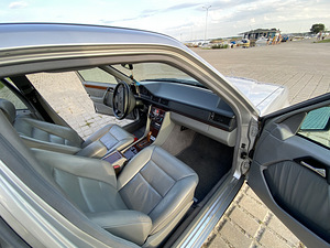 Mercedes-benz E220 W124 1994 (7 foto / 9)