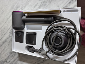 Dyson supersonic HD 01 (2 foto / 3)