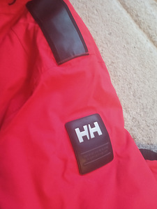 Helly Hanseni keskhooaja jope (2 foto / 4)