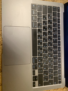 MacBook Air M1 2020 (5 foto / 7)