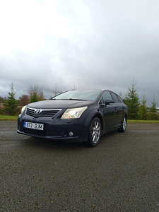 Продается Toyota Avensis (1 фото из 10)