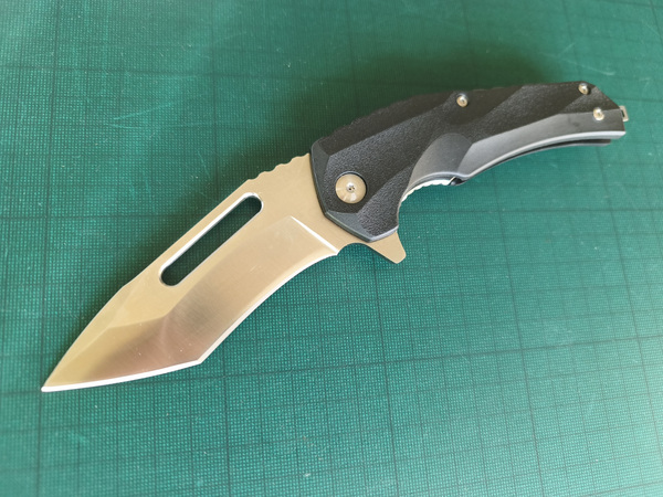 Müüa nuga Brous Blades Reloader