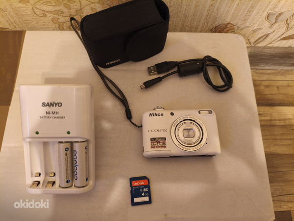 Nikon coolpix L-27