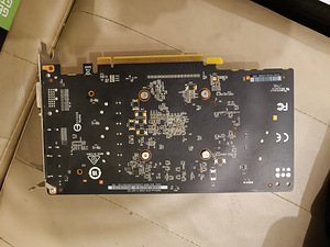 MSI Geforse GTX 1050 ti 4 GB (6 foto / 6)