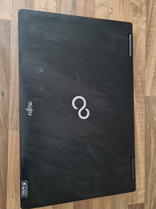 Müüa Fujitsu laptop Lifebook E752 (3 foto / 3)