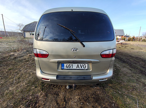 Hyundai H1 (7 foto / 11)