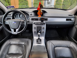 Вольво v70 (8 фото из 9)