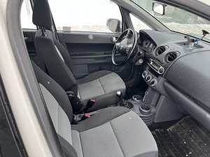 Продам авто (3 фото из 4)