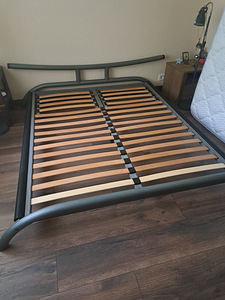 Bed on sale (4 foto / 4)