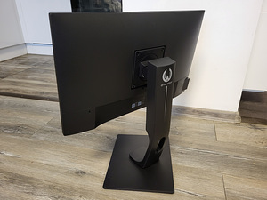 Dell P2419H (3 фото из 5)