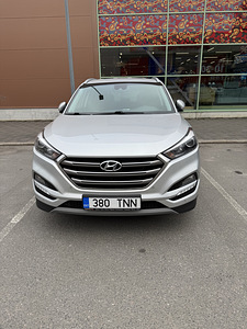 Hyundai Tucson (2 фото из 10)