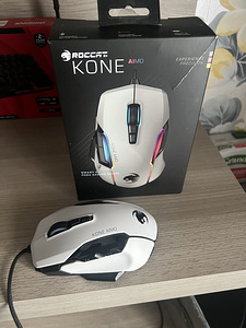 Игровая компьютерная мышка (1 фото из 3)