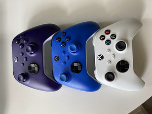 Xbox Series S 512Gb koos 3 kontrolleriga (4 foto / 8)