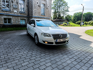 Volkswagen Passat B6 (2 foto / 10)