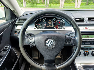 Volkswagen Passat B6 (8 foto / 10)