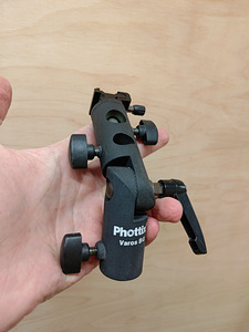 M: Phottix Varos BG statiivi pea (1 foto / 3)