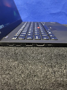 Lenovo ThinkPad X1 Carbon 5th generation (3 foto / 8)