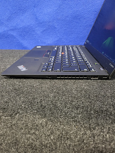 Lenovo ThinkPad X1 Carbon 5th generation (4 foto / 8)