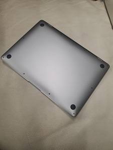 Apple Macbook Air 2018 Space Gray (2 foto / 7)