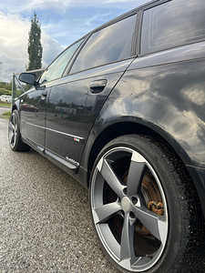 Audi a4 quattro s line (7 foto / 12)