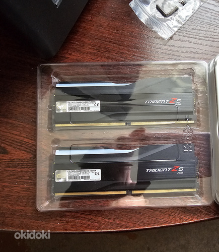 G.SKILL Trident Z5 RGB DDR5-7800 CL36-46-46-125 DDR5-7800 1.45V 32GB (фото #1)