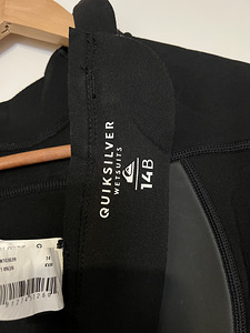 Гидрокостюм Quiksilver (3 фото из 3)