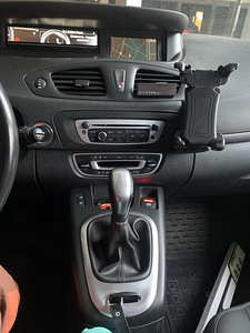 Renault Grandscenic (6 foto / 9)