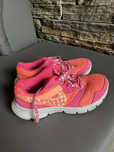 Кроссовки nike (беговые) (3 фото из 3)