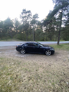 Продам BMW e60 3.0 (6 фото из 12)