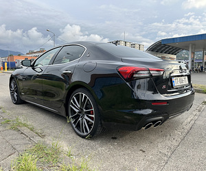 MASERATI GHIBLI GRANSPORT (4 foto / 7)
