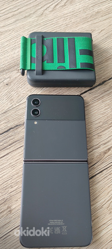Samsung Galaxy Flip 4 Black 512 GB (фото #1)