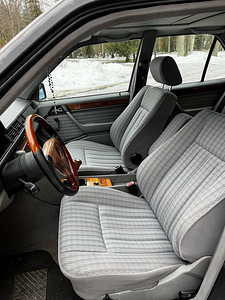 Mercedes benz W124 E230 (8 foto / 12)