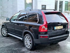 Volvo XC 90 (3 foto / 10)