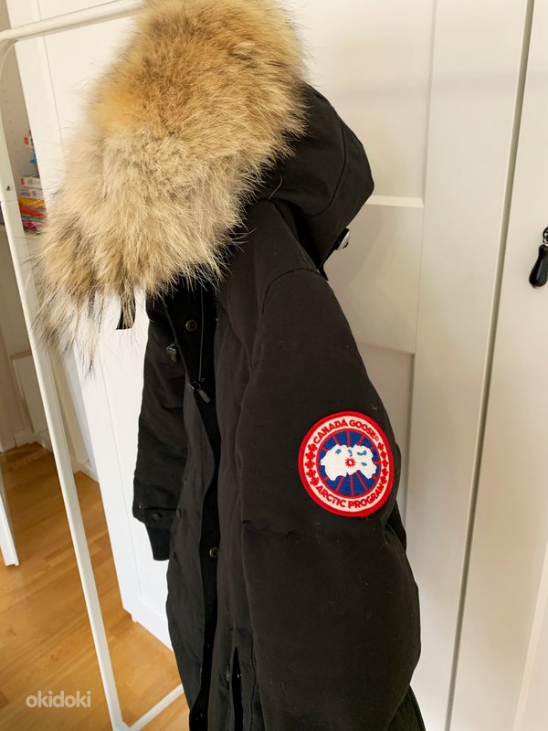 canada goose mens jacket black label