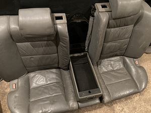 Bmw e32 заднее сиденье с электроприводом (3 фото из 4)