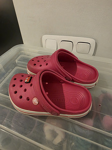 Crocs (2 фото из 4)