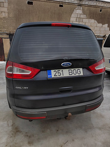 Müün nissan.diisel.2.5. 8 istekohta (3 foto / 3)