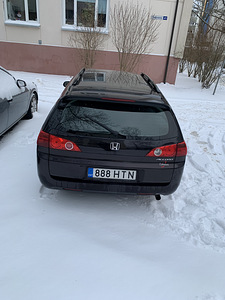 Honda accord (3 foto / 6)