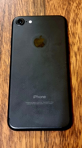 iPhone 7 32GB (4 фото из 4)